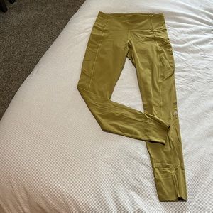 Brushed fast and free tights